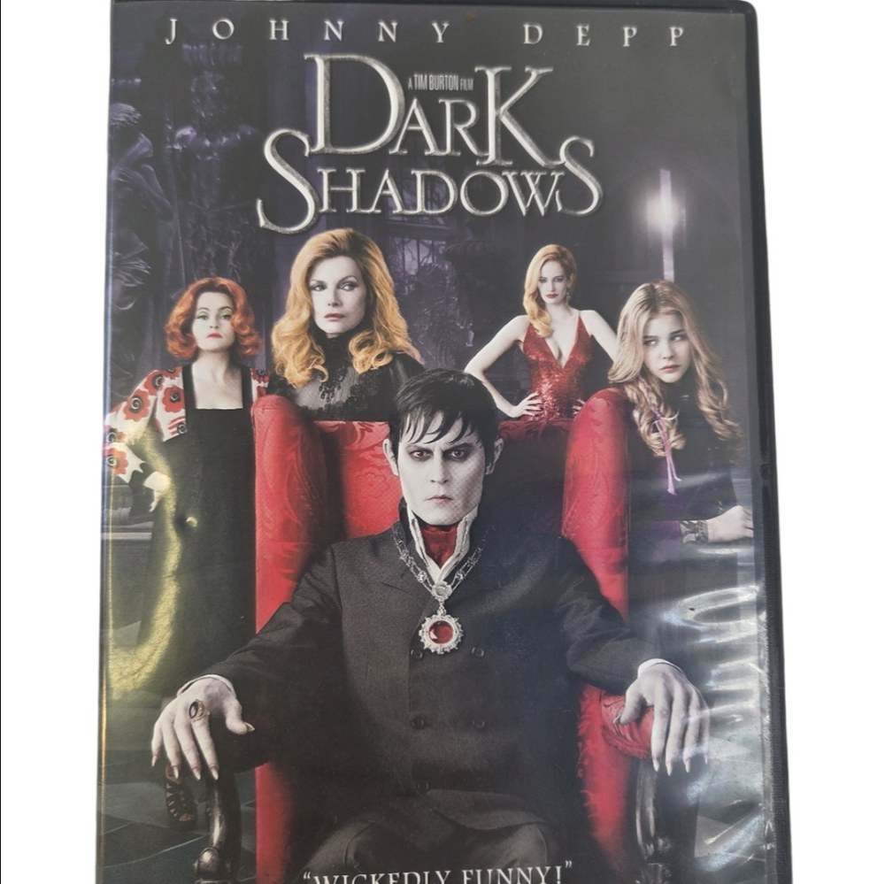 Warner Bros Dark Shadows Tim Burton Movie DVD